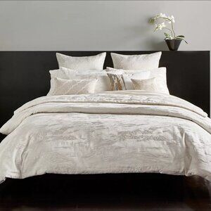 Donna Karan Home Seduction King Duvet Cover Ivory